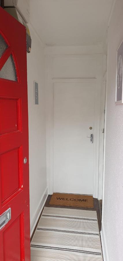 The E17 Suite Лондон Экстерьер фото